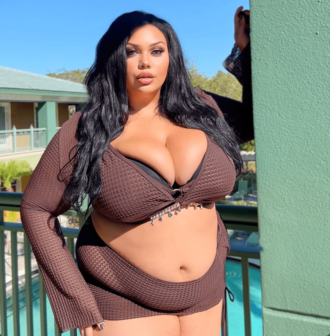 BBW OnlyFans Accounts to Follow in 2025 | OnlyNews